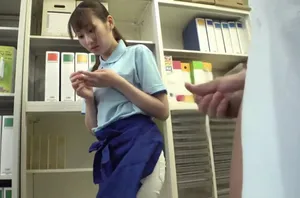 2023 Tháng 7 12_Cô gái gợi cảm