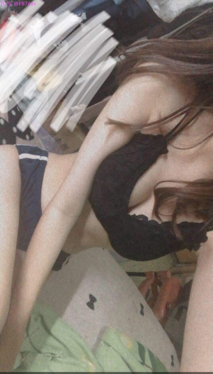 đám học trò khốn nạn chuốc thuốc mê chịch cô giáo sắp kết hôn