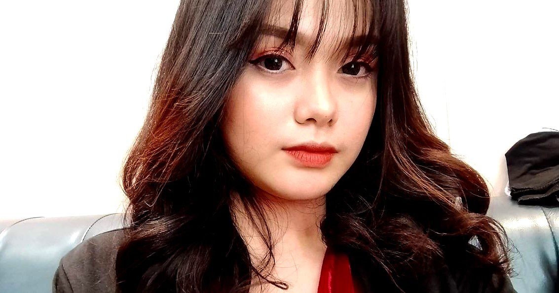 BAZX-379 Chân đẹp Vớ cao chân Kính Premiere Remix 01